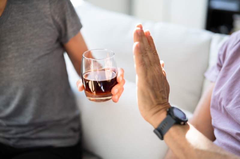 gan nhiễm mỡ không nên uống rượu