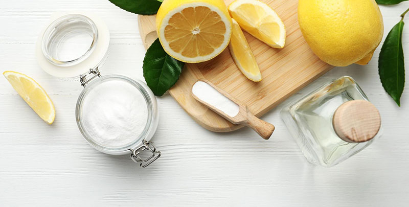 Cách làm trắng da bằng baking soda và chanh