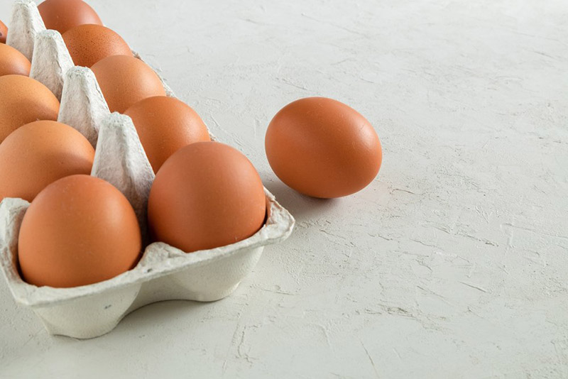Trứng là nguồn lutein và zeaxanthin, bảo vệ mắt khỏi tia cực tím và ánh sáng xanh