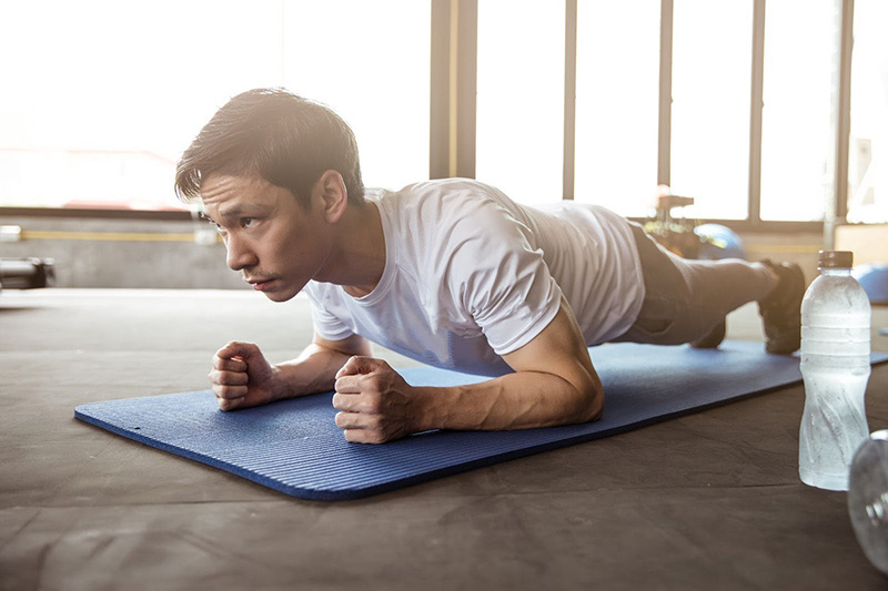 Bài tập plank giúp tăng cường sinh lý