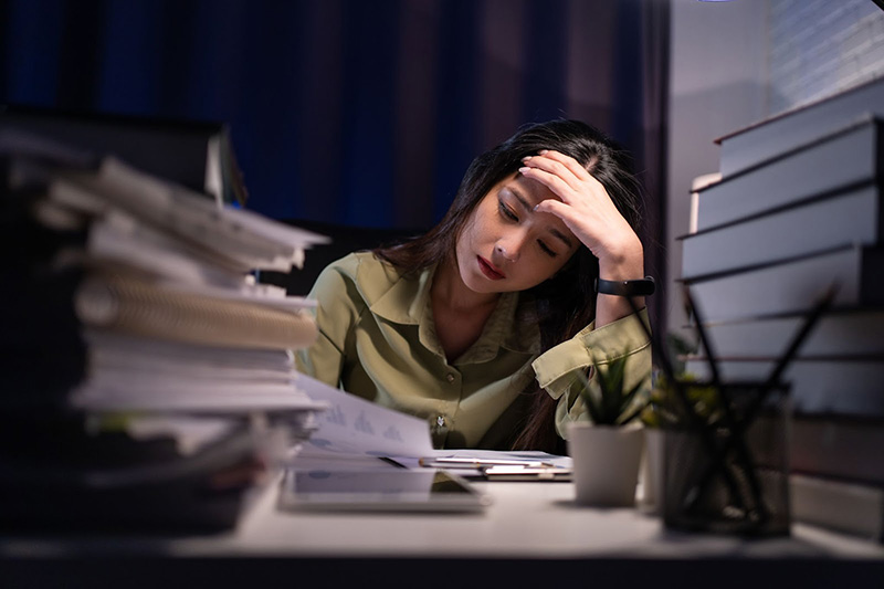 Stress căng thẳng là nguyên nhân gây mất ngủ