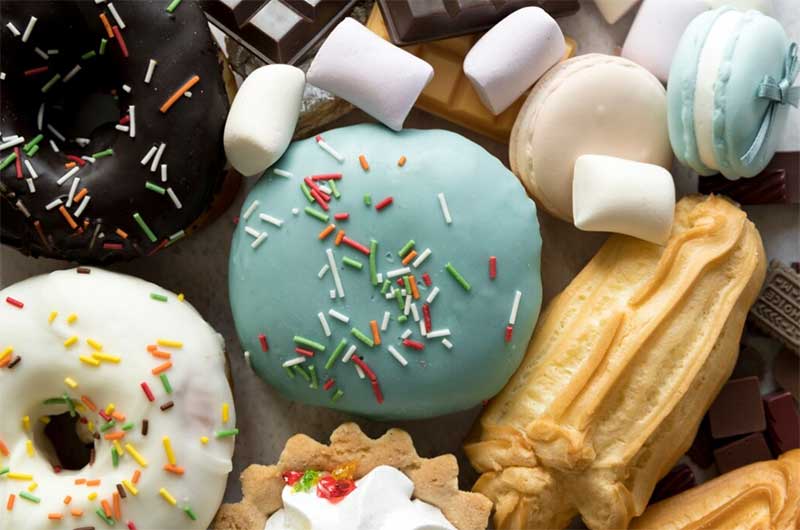 Viêm khớp gối nên tránh thực phẩm nhiều đường