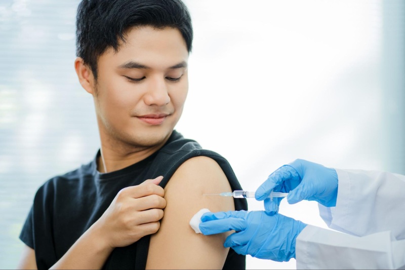 theo dõi tác dụng phụ sau tiêm hpv cho nam