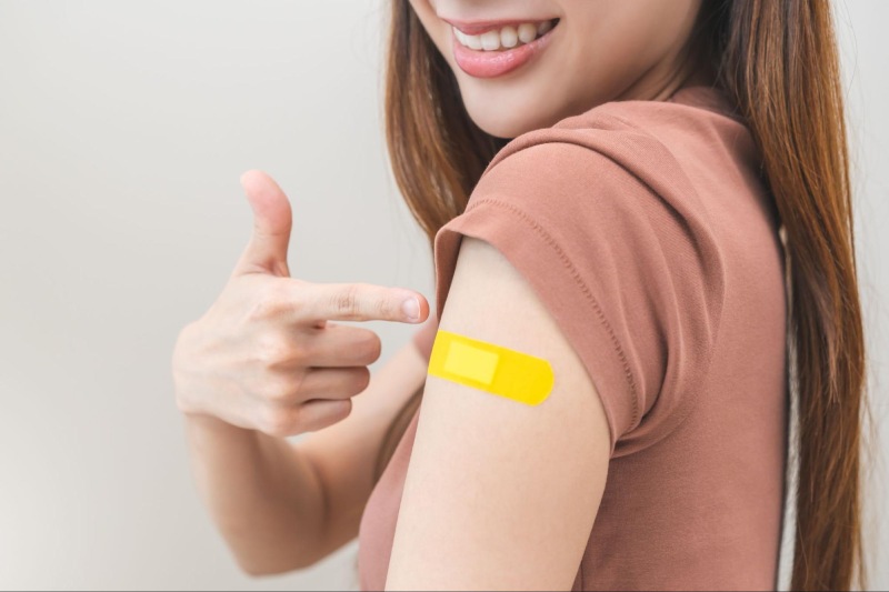 người từ 16 - 27 tuổi nên tiến hành tiêm phòng hpv