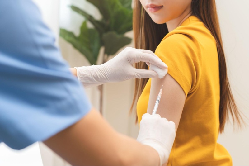 chọn nơi tiêm có nhiều chi nhánh để tiêm chủng đúng lịch