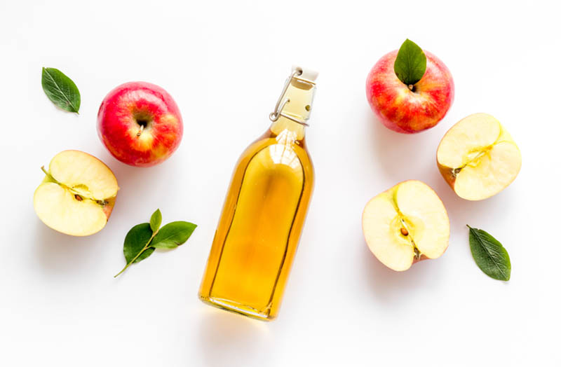 Cách tắm trắng trà xanh và giấm táo