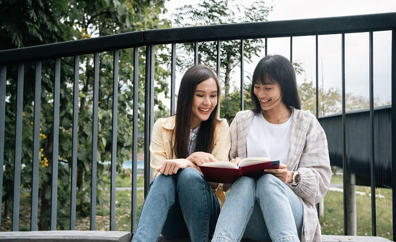 Cần phải chia sẻ cảm xúc