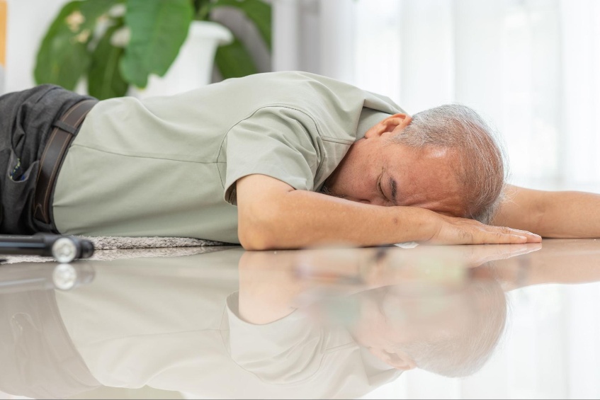 chóng mặt buồn nôn tim đập nhanh