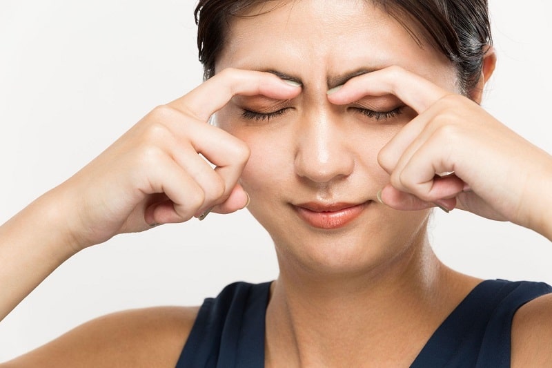 Tập thói quen cho mắt nghỉ ngơi