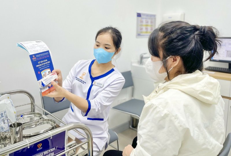tư vấn kỹ càng về vắc xin
