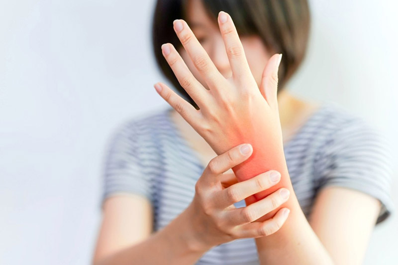 Viêm đa khớp tiến triển từ viêm khớp