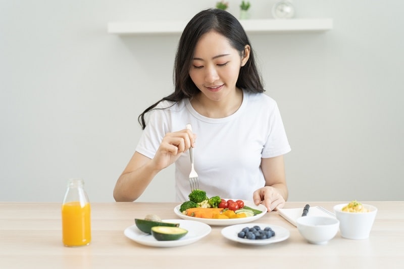 Chú ý chế độ ăn uống điều độ