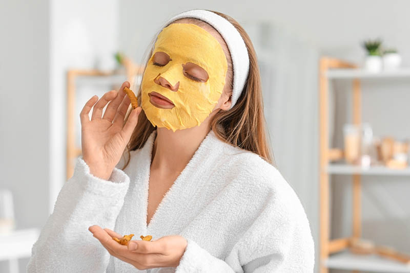 Cách làm trắng da bằng nghệ tươi hiệu quả