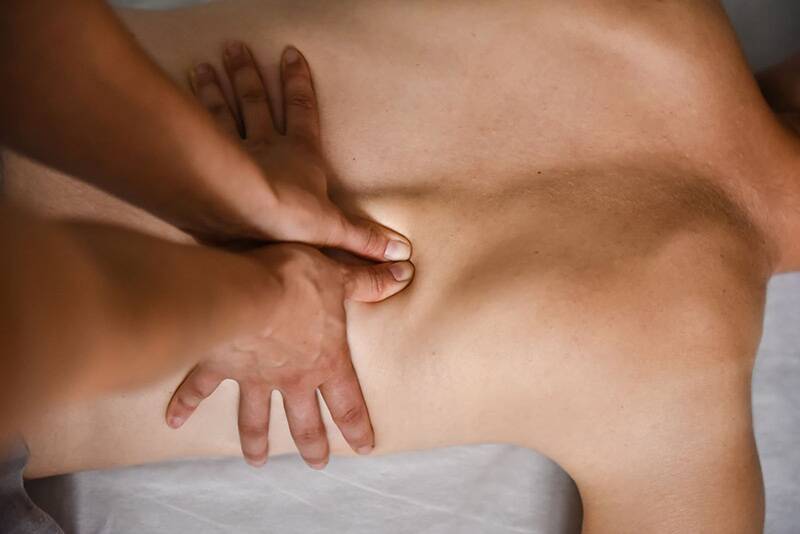 Bấm huyệt là phương pháp y học cổ truyền