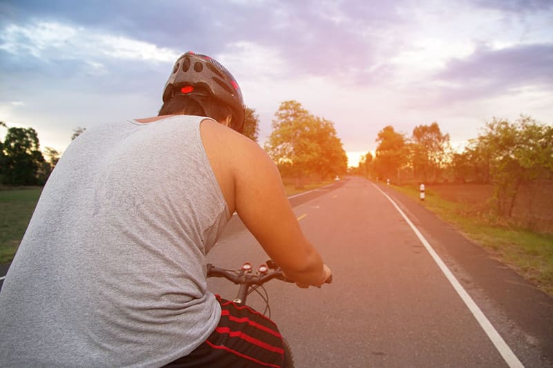 Đạp xe giúp giảm cân