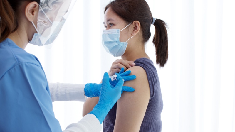 Tiêm vắc xin ngừa phòng ngừa HPV