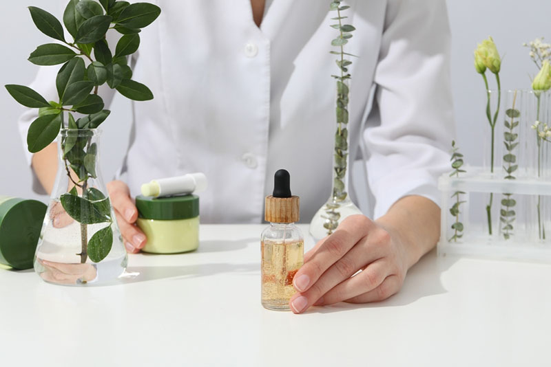 Thực hiện chăm da đúng cách bằng quy tắc lỏng trước đặc sau.