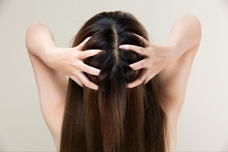 massage đầu chăm sóc nang tóc