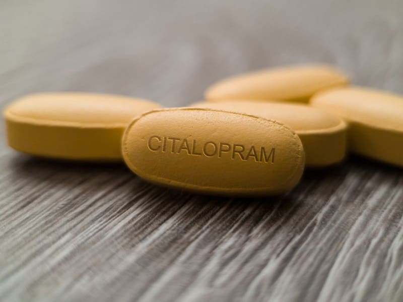 Thuốc ức chế tái hấp thu serotonin citalopram