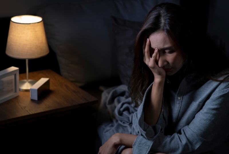 Phụ nữ mất ngủ tuổi 50 do suy giảm Estrogen