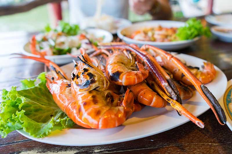 bắn laser trị nám nên kiêng ăn tôm