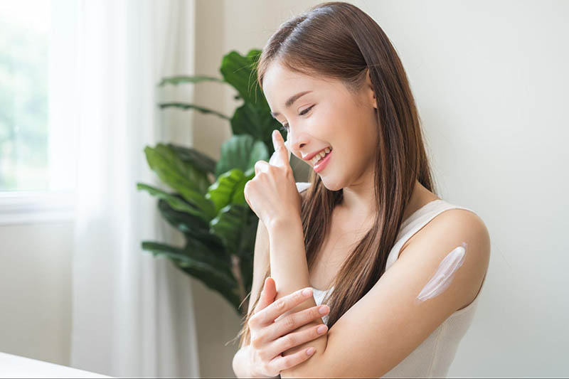 thoa kem chống nắng phòng nám nông