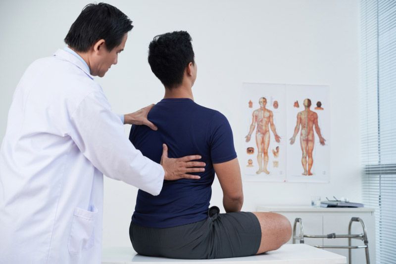 Chẩn đoán bệnh xương khớp ở người trẻ