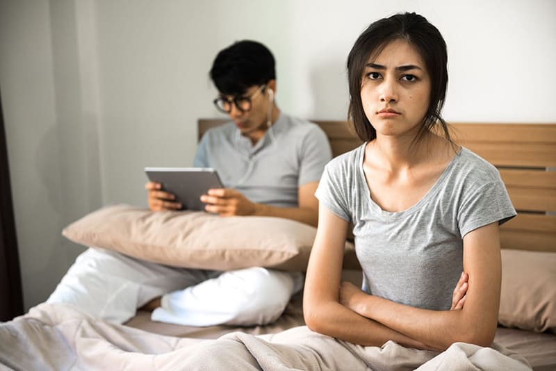 yếu sinh lý có thể ảnh hưởng đến tâm lý