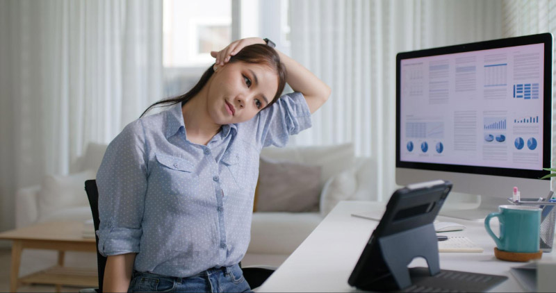 Bài tập kéo giãn đốt sống cổ