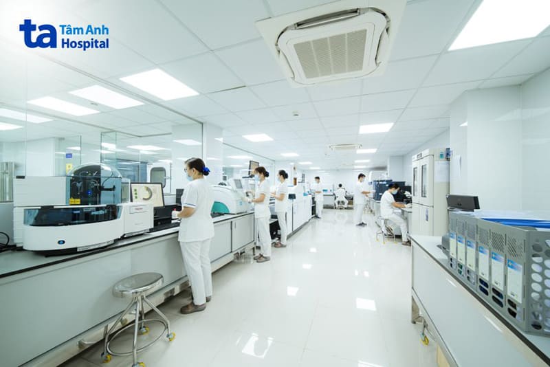 bộ phần xét nghiệm và trang thiết bị tại bệnh viện tâm anh
