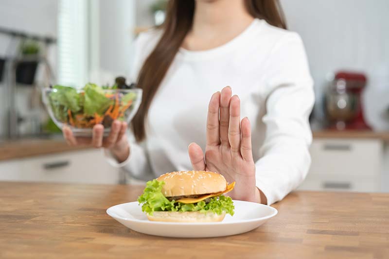 tránh các thức ăn nhanh