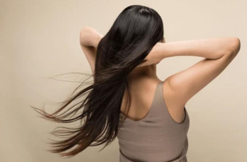 để tóc khô tự nhiên