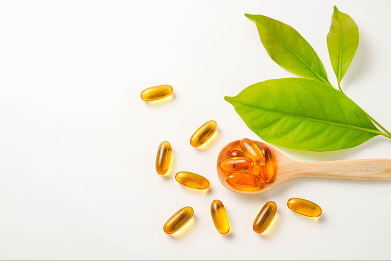 làm trắng bằng vitamin e và bột mì