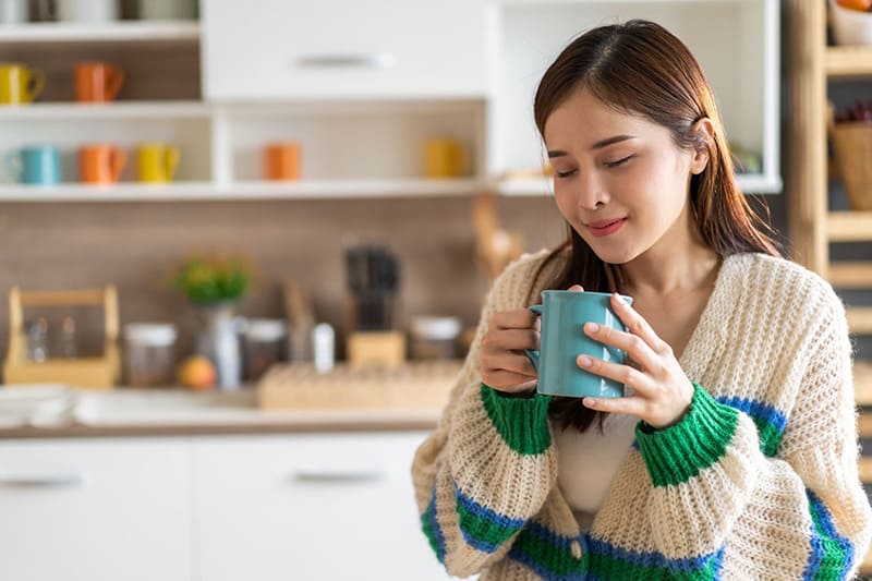 uống trà ô long có mất ngủ không là thắc mắc của nhiều người