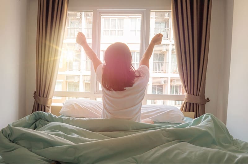 yoga kết hợp với biện pháp khác cải thiện giấc ngủ