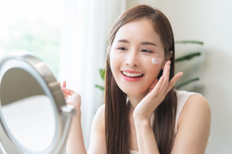 dùng kem chống nắng sau khi đắp mặt nạ