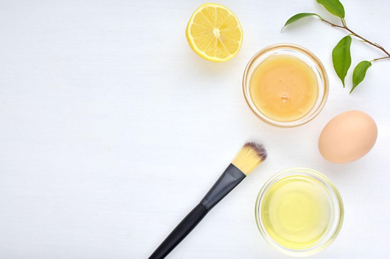 Cách làm trắng da tay trong 1 tuần bằng lòng trắng trứng gà