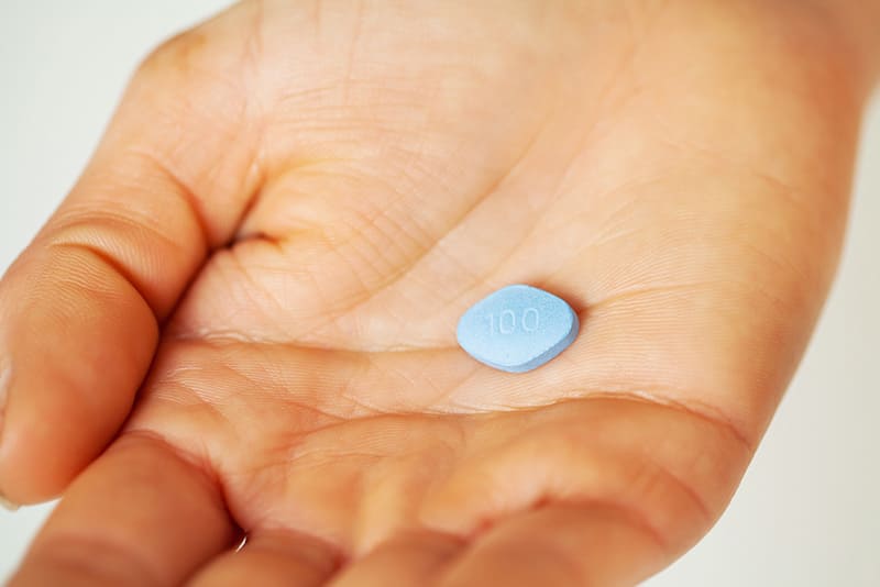 dùng thuốc torfin 100mg 1 viên/ngày