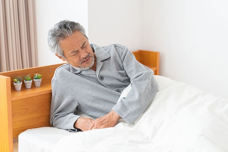 thức giấc giữa đêm khiến người bệnh mệt mỏi vào buổi sáng