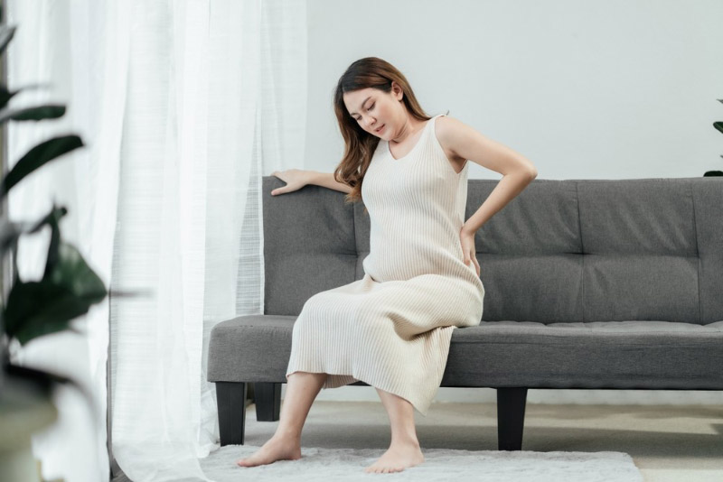 Viêm khớp háng sau sinh