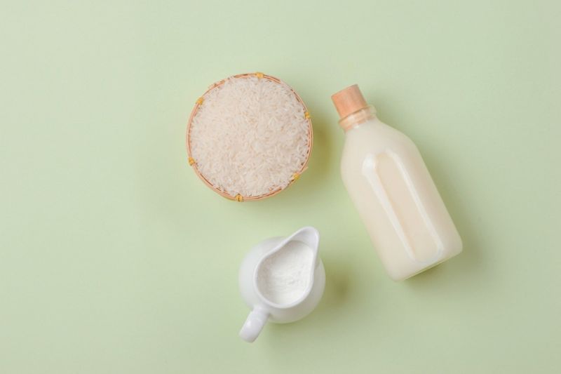 trị nám bằng cám gạo và sữa tươi