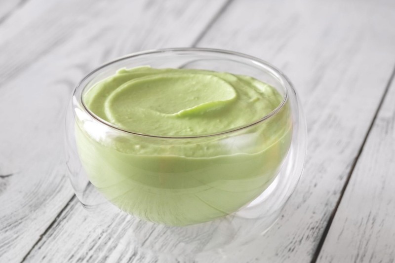 trị nám bằng rau má và sữa chua