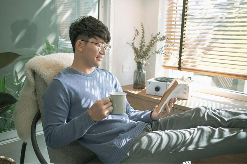 đọc sách thư giãn