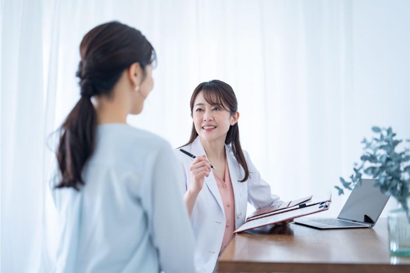 Phụ nữ tiền mãn kinh nên thăm khám và xét nghiệm tầm soát bệnh lý phụ khoa trong giai đoạn này.