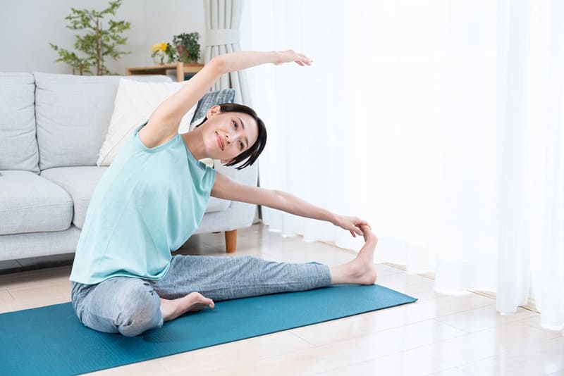 tập thể dục nhẹ nhàng sau 1 đêm thức trắng