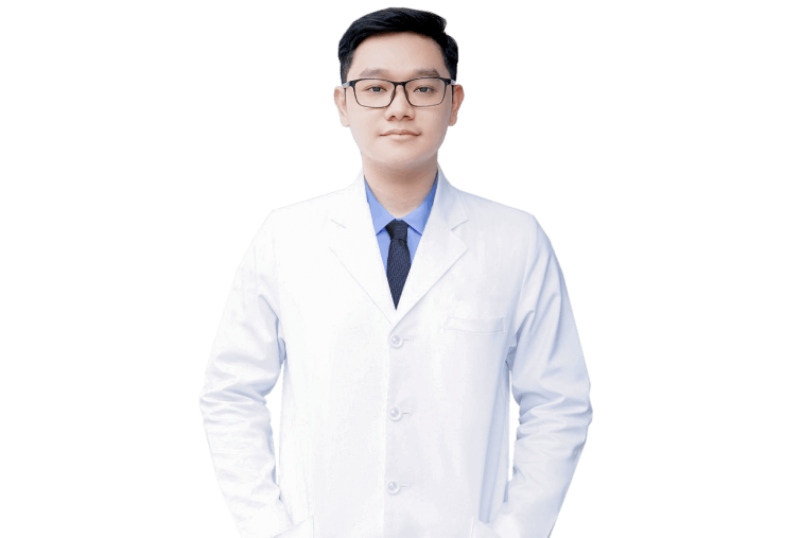 BS Phan Sơn Long
