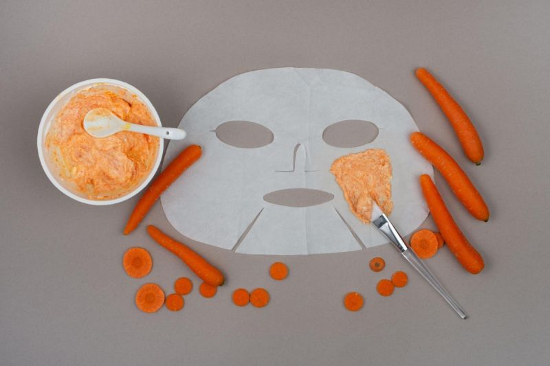 trị nám bằng cà rốt và sữa chua không đường