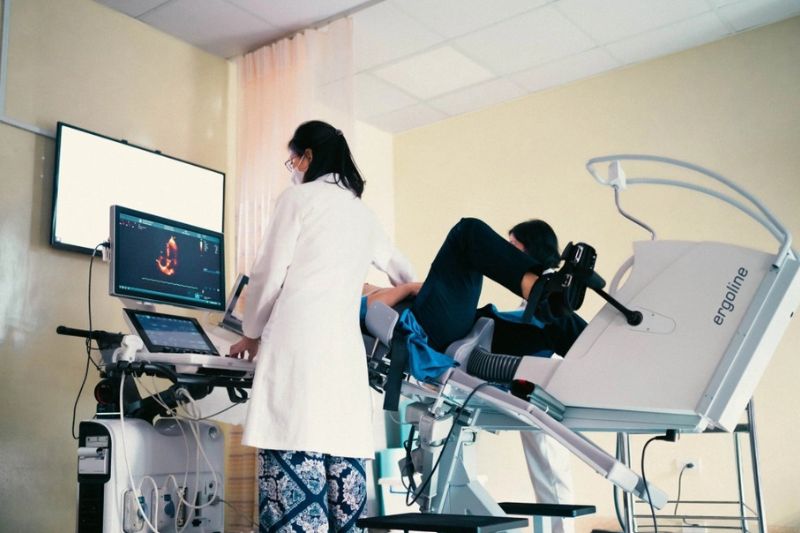 xe đạp lực kế 2 trong 1 chẩn đoán bệnh tim