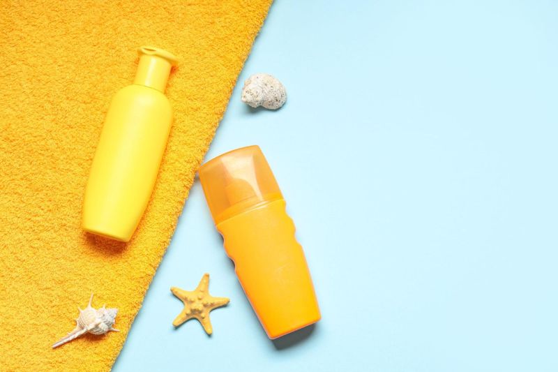 dùng hydroquinone kết hợp kem chống nắng