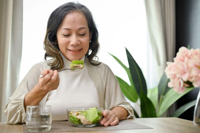 người bệnh suy tim nên ăn uống đầy đủ